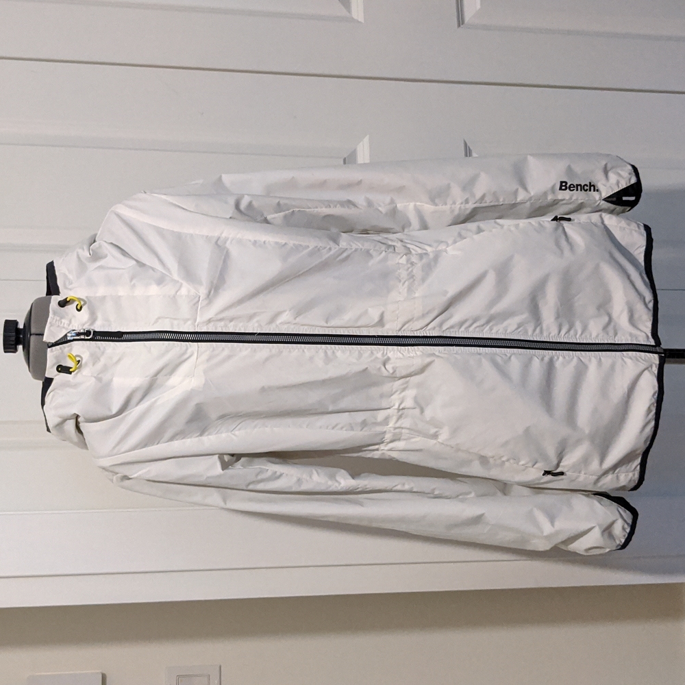 Bench rain jacket